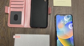 Good
													Apple iPhone X - Unlocked, Silver, 64 GB, A1901, GSM, photo 1 of 3