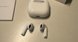 Used
													Apple AirPods 4th Gen - Standard, photo 3 of 3