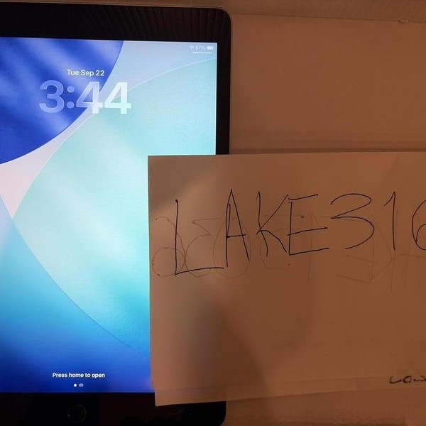 Apple iPad (9th Gen) - Wi-Fi, 64 GB, Silver, A2602