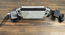 Mint
													Nintendo Switch - OLED - White, 64 GB, photo 1 of 13
