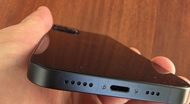 Mint
													Apple iPhone 13 - Unlocked, Midnight, 128 GB, A2482, photo 5 of 9
