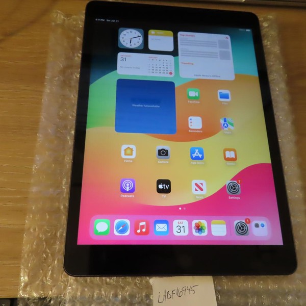 Apple iPad 9th Gen - Unlocked, Gray, 64 GB, A2603