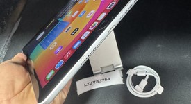 Good
													Apple iPad 9th Gen - Wi-Fi, Silver, 256 GB, A2602, photo 2 of 8