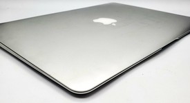 Fair
													MacBook Air 2017 - 13" - I5, Silver, 128 GB, 8 GB, photo 3 of 6