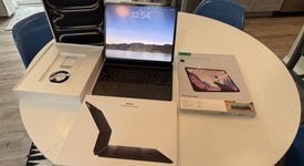Mint
													Apple iPad Pro 13" (M4) 2024 - Wi-Fi, Black, 256 GB, 8 GB, A2925, Standard Glass, photo 1 of 10