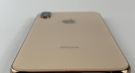 Fair
													Apple iPhone Xs Max - Unlocked, Gold, 64 GB, A1921, photo 4 of 7