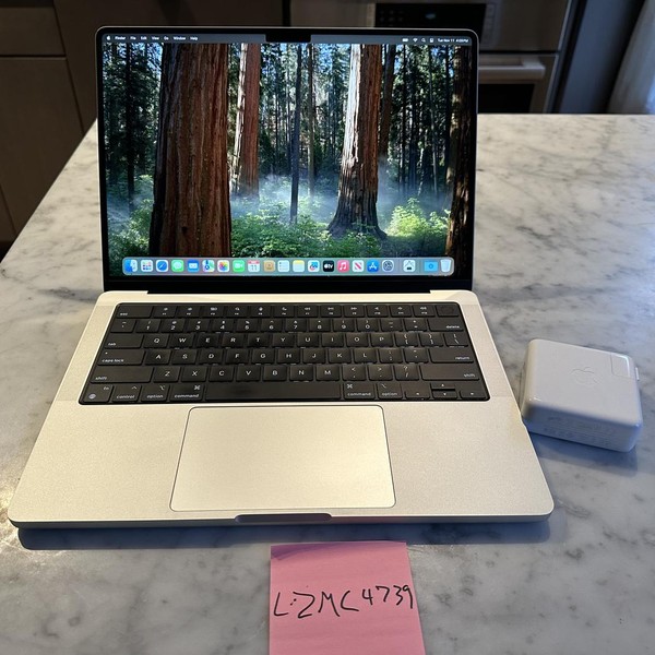 MacBook Pro 2023 - 14 inch - 512 GB, Silver, 16 GB, Apple M2 Pro 10-core