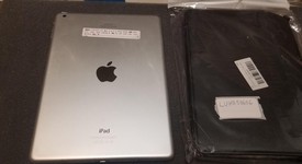Good
													Apple iPad Air - Wi-Fi, Silver, 16 GB, photo 2 of 3