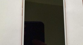 Good
													Apple iPhone 8 - Unlocked Non-US, Gold, 64 GB, A1906, photo 1 of 8