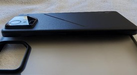Good
													Asus ROG Phone 9 Pro - Unlocked, Phantom Black, 512 GB, 16 GB, photo 5 of 5
