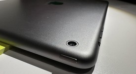 Mint
													Apple iPad Air - Wi-Fi, Gray, 32 GB, photo 5 of 6