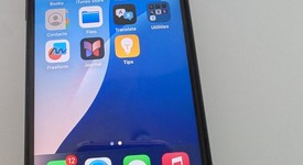 Good
													Apple iPhone SE 2nd Gen 2020 - Unlocked, Black, 64 GB, A2275, photo 3 of 4