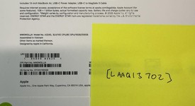 New
													MacBook Air 2025 (M4) - 13" - Apple M4, Silver, 256 GB, 16 GB, photo 3 of 5