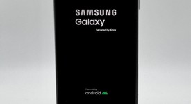 Fair
													Samsung Galaxy S22 Ultra - Unlocked, White, 1 TB, 12 GB, SM-S908U1, photo 4 of 6