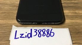 Good
													Apple iPhone Xs - Unlocked, Gray, 256 GB, A1920, photo 4 of 7