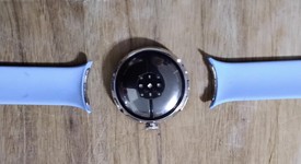 Mint
													Google Pixel Watch 2 - Unlocked, Silver, LTE, photo 3 of 7