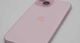 Mint
													Apple iPhone 15 - Unlocked, Pink, 128 GB, A2846, photo 3 of 8