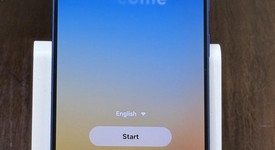 Mint
													Samsung Galaxy S25 - Unlocked, Navy Blue, 256 GB, 12 GB, SM-S931U1, photo 2 of 8