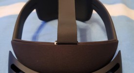 Mint
													Microsoft HoloLens 2, photo 4 of 5