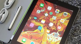 Good
													Apple iPad 4 - Verizon, Black, 16 GB, A1460, photo 2 of 10