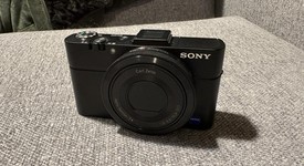 Good
													Sony Camera, photo 1 of 16