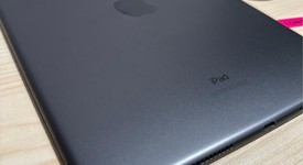 Good
													Apple iPad Air 3rd Gen - Unlocked, Gray, 256 GB, photo 5 of 8