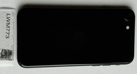 Good
													Apple iPhone SE 2nd Gen 2020 - Unlocked, Black, 64 GB, A2275, photo 5 of 9
