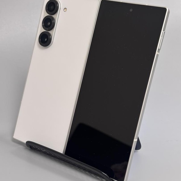 Samsung Galaxy Z Fold6 - Unlocked, 256 GB, White, 12 GB, SM-F956U1