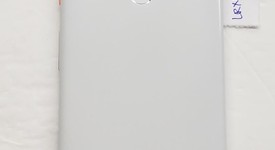 Good
													Google Pixel 2 XL - Verizon, Black & White, 64 GB, Verizon Edition, photo 3 of 3