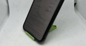 Fair
													Apple iPhone 11 - TracFone, Black, 64 GB, A2111, photo 3 of 12