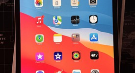 Mint
													Apple iPad Pro 11" 2nd Gen 2020 - Wi-Fi, Silver, 256 GB, A2228, photo 3 of 12