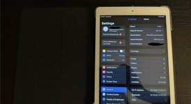 Mint
													Apple iPad 5th Gen - Wi-Fi, Gold, 32 GB, A1822, photo 2 of 11