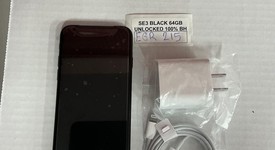 Mint
													Apple iPhone SE 3rd Gen 2022 - Unlocked, Midnight, 64 GB, A2595, photo 1 of 10