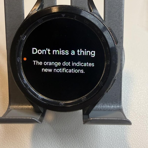 Samsung Galaxy Watch4 Classic - Unlocked, Black, 46mm