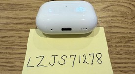 Used
													Apple AirPods Pro 2nd Gen - USB-C, photo 2 of 5