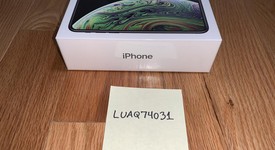 New
													Apple iPhone Xs - Verizon, Gray, 64 GB, A1920, photo 3 of 7