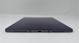 Mint
													Apple iPad Air 4th Gen - Unlocked, Gray, 64 GB, A2324, photo 3 of 6