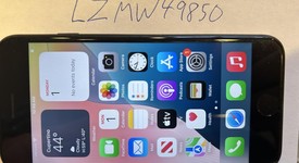 Good
													Apple iPhone SE 2nd Gen 2020 - Verizon, Black, 64 GB, A2275, photo 4 of 11