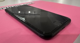 Good
													Apple iPhone SE 3rd Gen 2022 - Unlocked, Midnight, 64 GB, A2595, photo 3 of 14