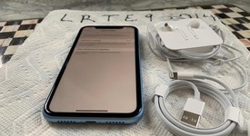 Mint
													Apple iPhone Xr - Unlocked, Blue, 64 GB, A1984, photo 2 of 6