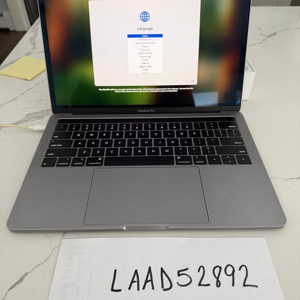 MacBook Pro 2018 (With Touch Bar) - 13 inch - 256 GB, Gray, 8 GB, Intel Core i5