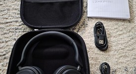 Used
													Microsoft Surface Headphones 2 - Black, photo 1 of 5