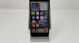 Good
													Apple iPhone SE 2nd Gen 2020 - Unlocked, White, 128 GB, A2275, photo 1 of 6
