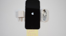 Fair
													Apple iPhone 7 - Verizon, Black, 32 GB, A1660, photo 1 of 5