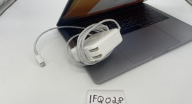 Fair
													MacBook Pro 2017 (No Touch Bar) - 13" - I5, Gray, 256 GB, 8 GB, photo 2 of 6