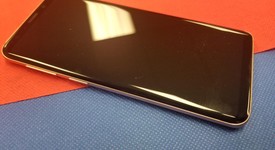 Good
													Samsung Galaxy S9 - Unlocked, Gold, 64 GB, SM-G960U1, photo 4 of 4