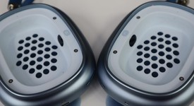 Used
													Apple AirPods Max - Sky Blue, photo 2 of 8