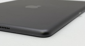 Fair
													Apple iPad 8th Gen - Unlocked, Gray, 32 GB, A2428, photo 5 of 9
