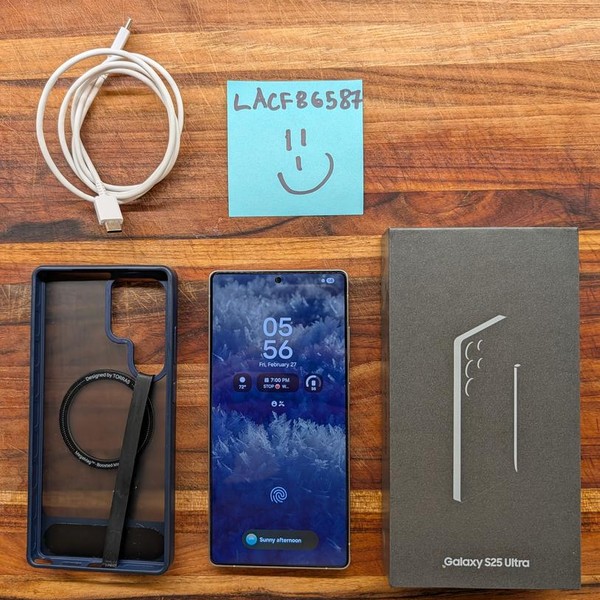 Samsung Galaxy S25 Ultra - Unlocked, 512 GB, Silverblue, 12 GB, SM-S938U1