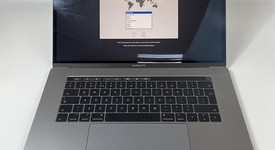 Good
													MacBook Pro 2017 (With Touch Bar) - 15" - I7, Gray, 512 GB, 16 GB, photo 1 of 8